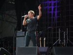 A Man In A Purple Dress: Roger live in Hamburg, 18-06-2007 (Photo by Concert Guide)